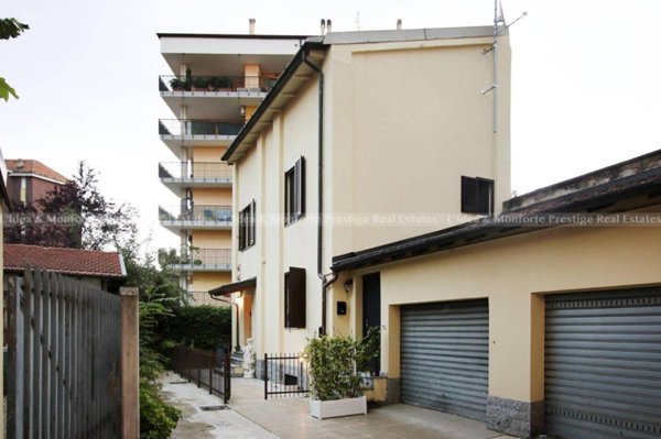 casa indipendente in vendita a Milano in zona Garegnano