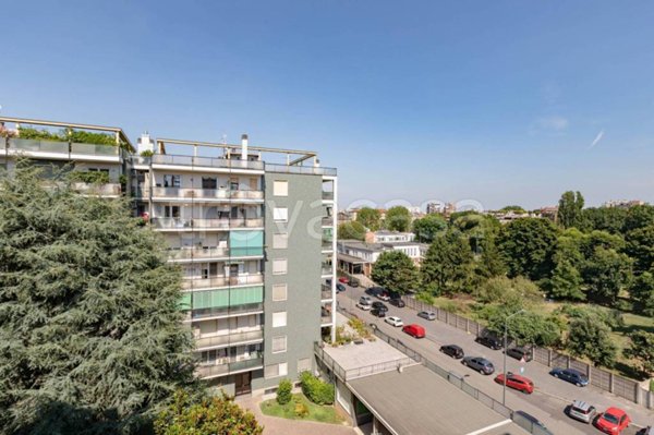 appartamento in vendita a Milano in zona Vigentino