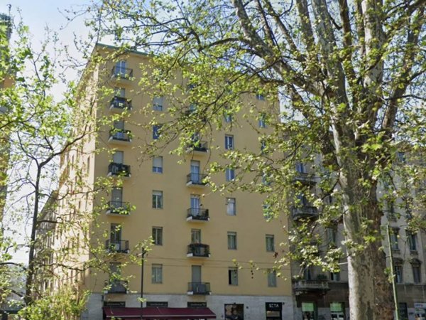 appartamento in vendita a Milano in zona Sempione