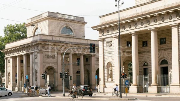 appartamento in vendita a Milano in zona Porta Venezia