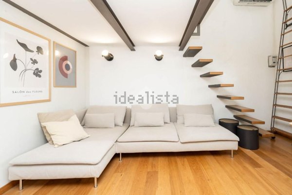 appartamento in vendita a Milano in zona Vigentino