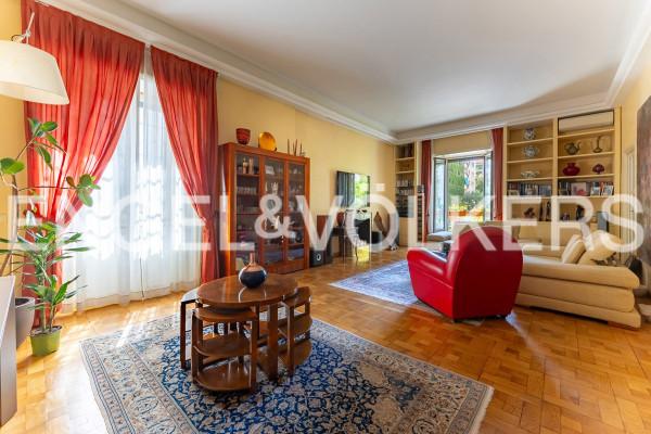 appartamento in vendita a Milano in zona Porta Vigentina