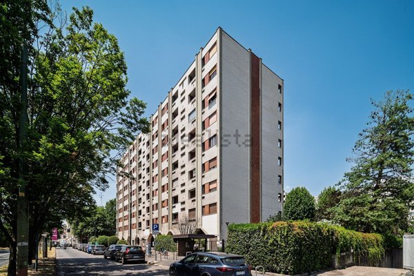 appartamento in vendita a Milano in zona Isola