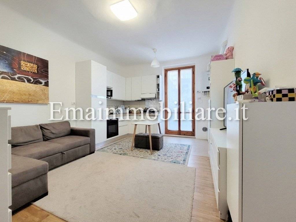 appartamento in vendita a Milano in zona Crescenzago