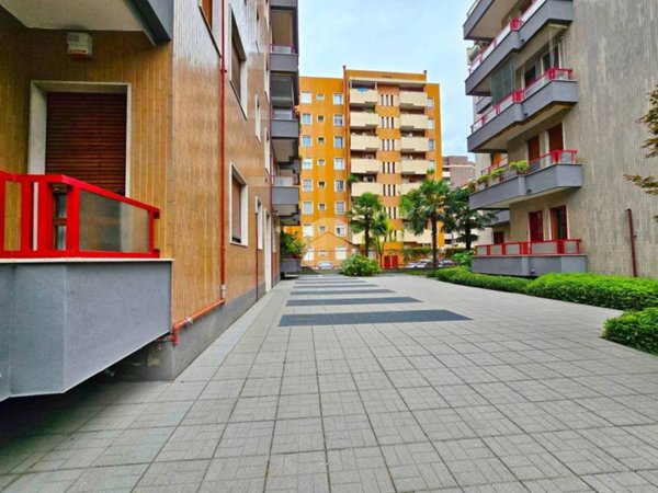 appartamento in vendita a Milano in zona Bicocca