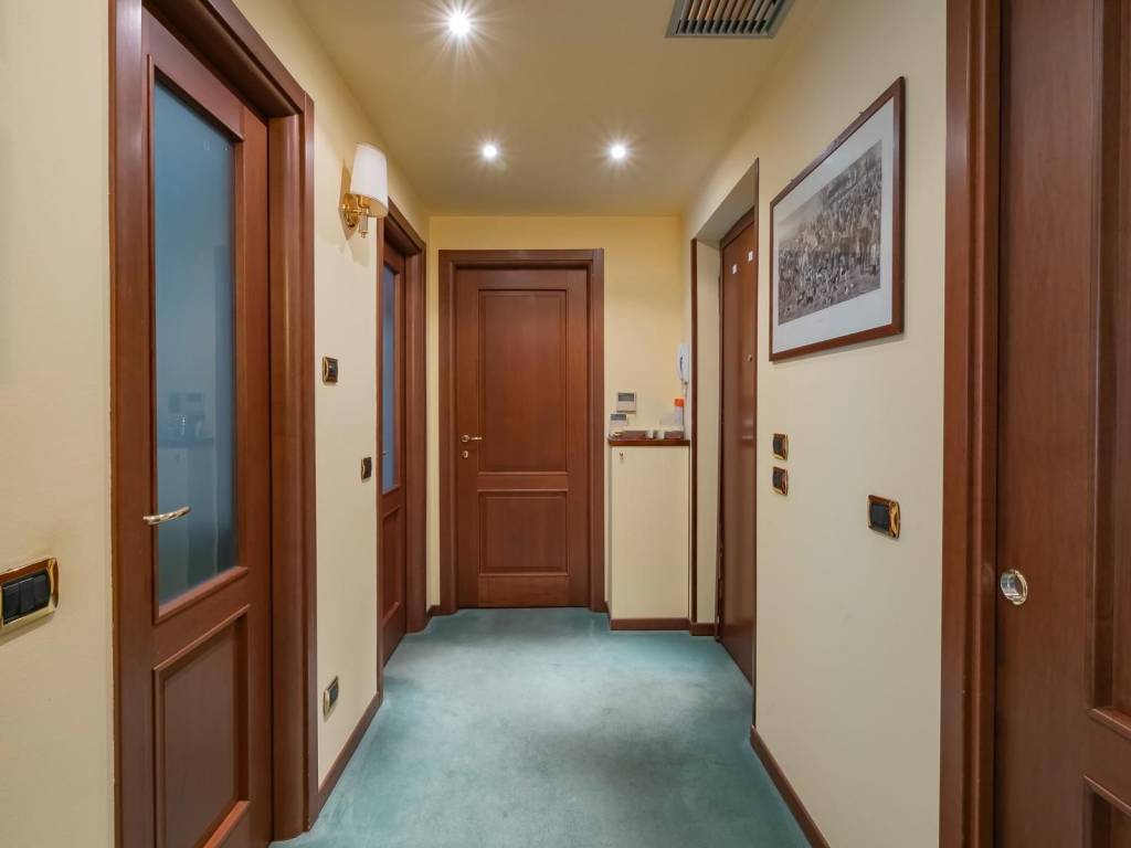 appartamento in vendita a Milano in zona Porta Vittoria