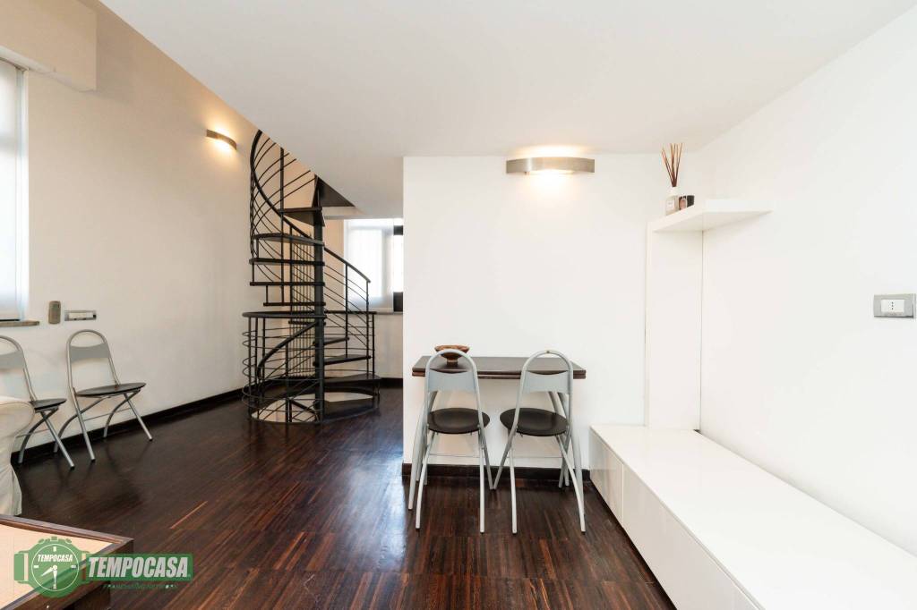 appartamento in vendita a Milano in zona Loreto