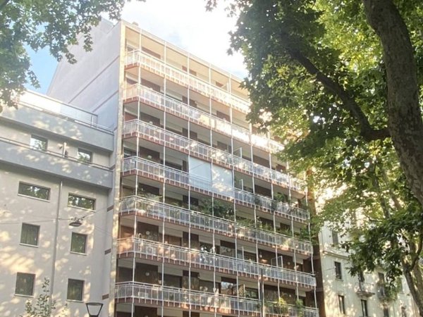 appartamento in vendita a Milano in zona Il Portello