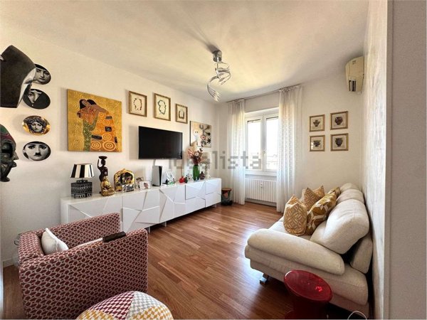 appartamento in vendita a Milano in zona Piazzale Lodi