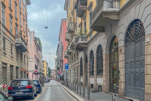 appartamento in vendita a Milano in zona Porta Genova