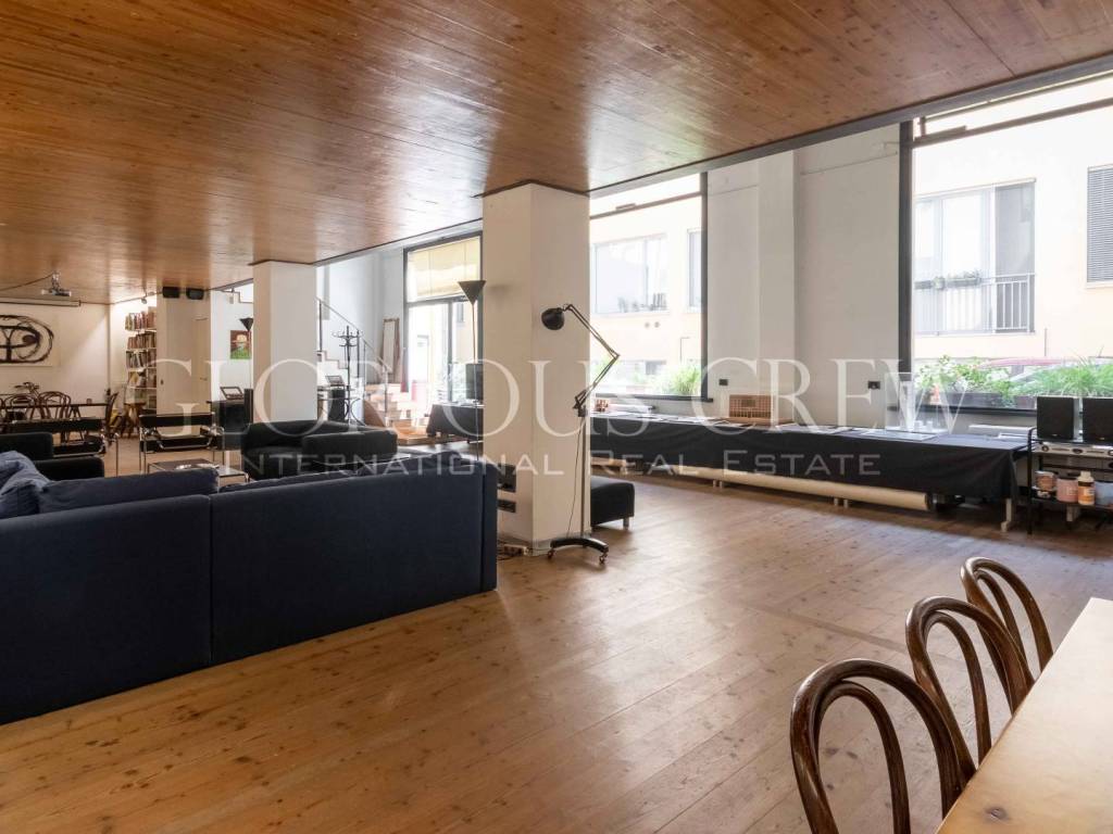 appartamento in vendita a Milano in zona Guastalla