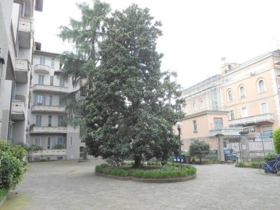 appartamento in vendita a Milano in zona Bocconi