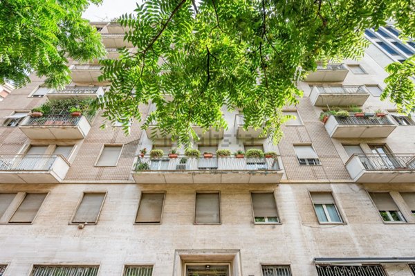 appartamento in vendita a Milano in zona Porta Venezia