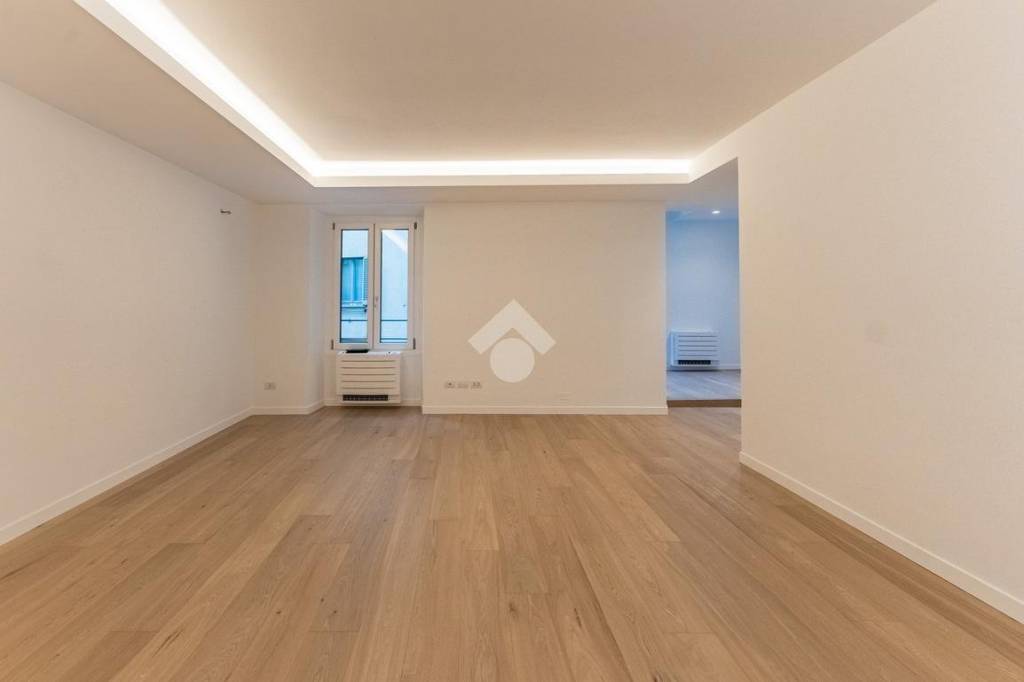 appartamento in vendita a Milano in zona Porta Garibaldi