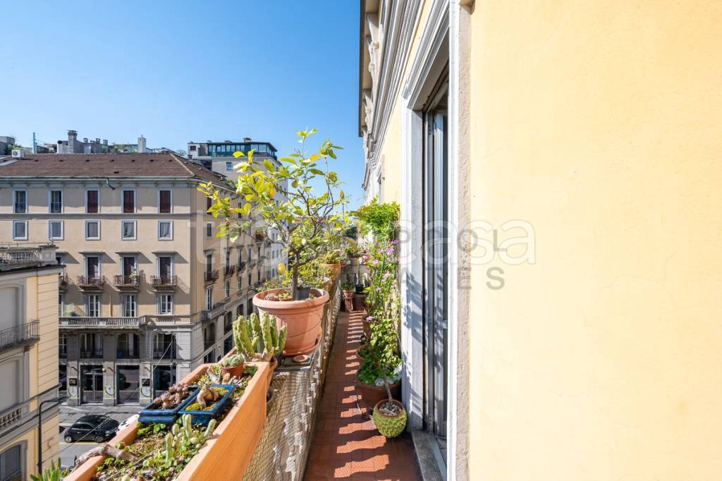 appartamento in vendita a Milano in zona Centro Direzionale
