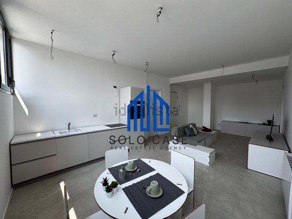 appartamento in vendita a Milano in zona Vigentino