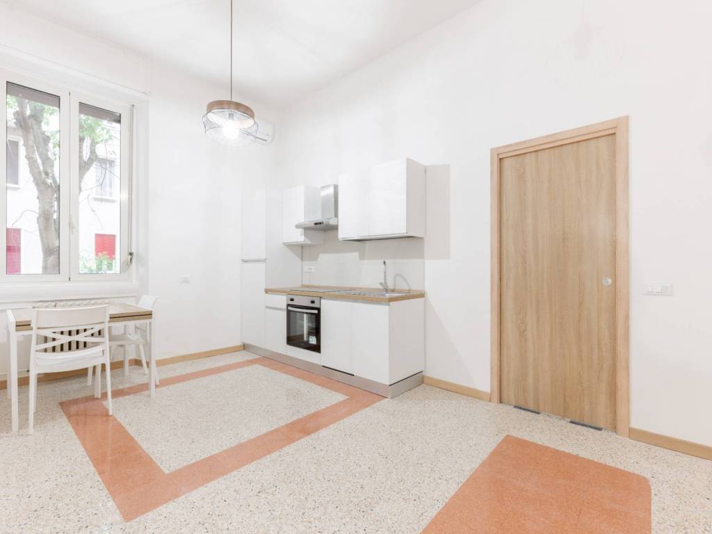 appartamento in vendita a Milano in zona Città Studi