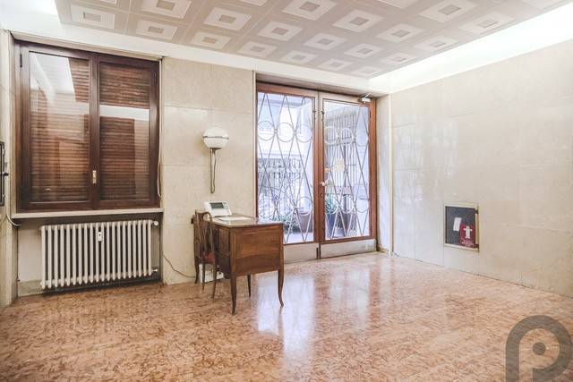 ufficio in vendita a Milano