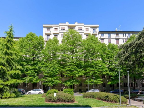 appartamento in vendita a Milano in zona Città Studi