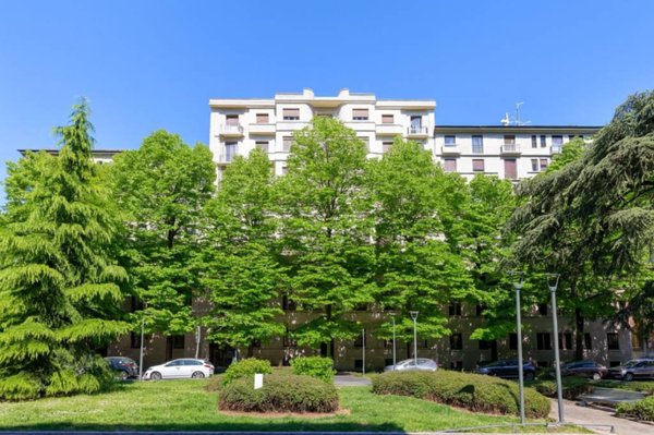appartamento in vendita a Milano in zona Città Studi