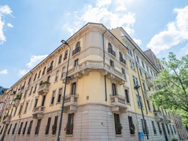 appartamento in vendita a Milano in zona Isola