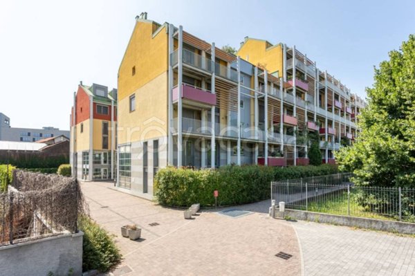 appartamento in vendita a Milano in zona Piazzale Lodi