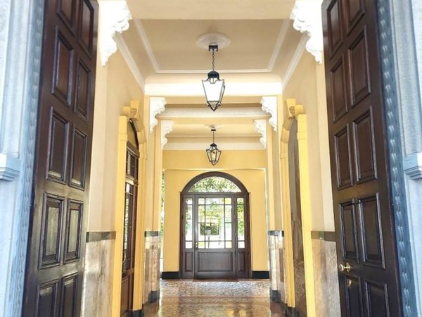 appartamento in vendita a Milano in zona Porta Vittoria