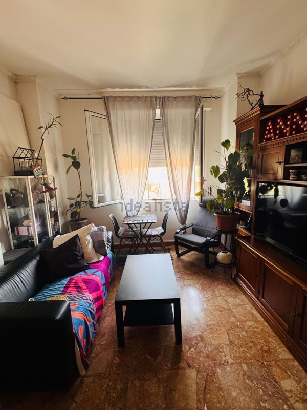 appartamento in vendita a Milano in zona Baggio