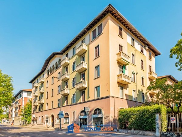 appartamento in vendita a Milano in zona Chiesa Rossa