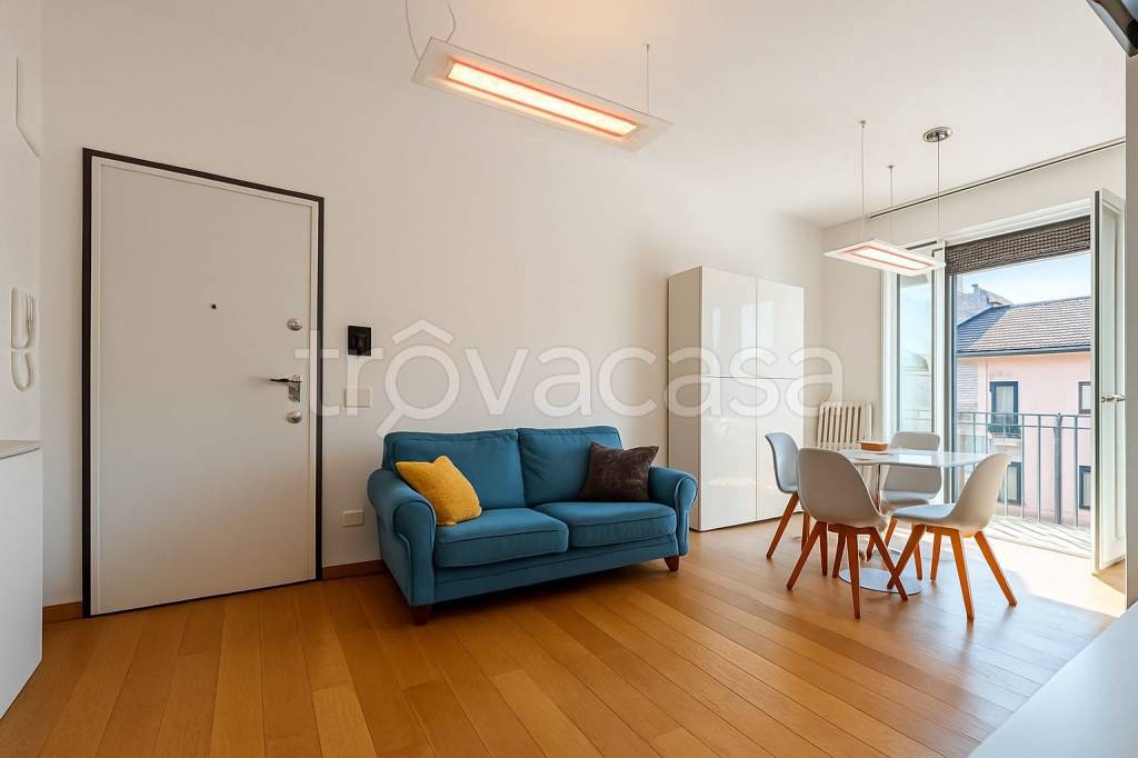 appartamento in vendita a Milano in zona Prato Centenaro