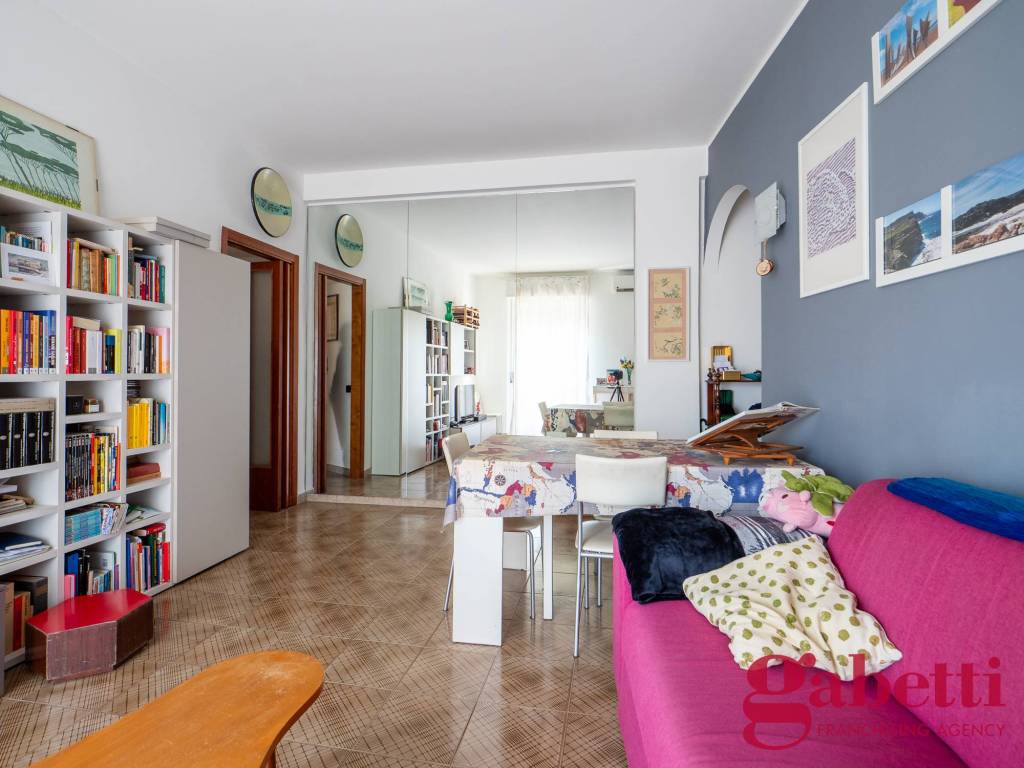 appartamento in vendita a Milano in zona Crescenzago