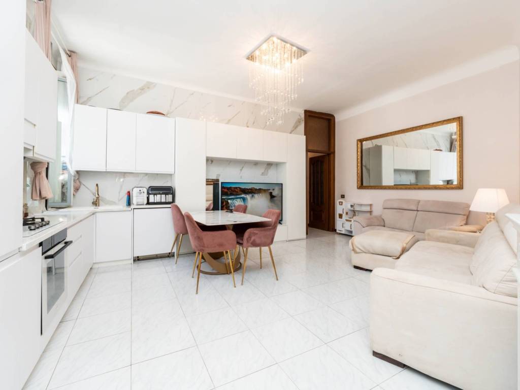 appartamento in vendita a Milano in zona Centro Direzionale