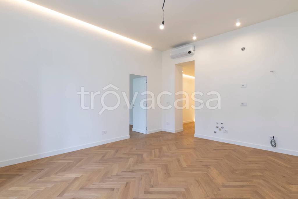 appartamento in vendita a Milano in zona Porta Venezia
