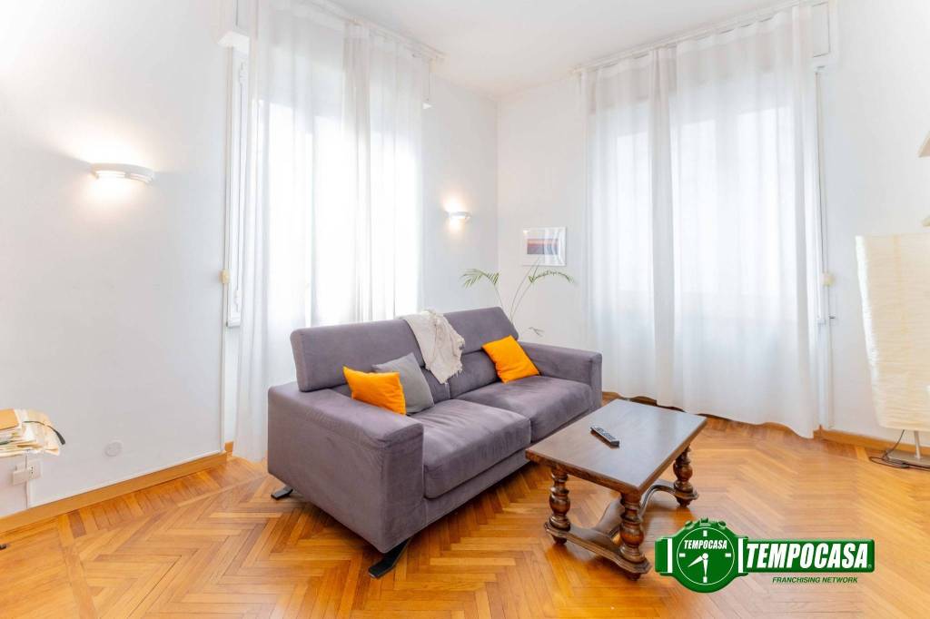 appartamento in vendita a Milano in zona Parco Solari