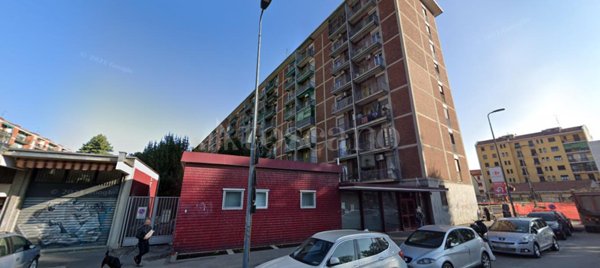 appartamento in vendita a Milano in zona Torretta