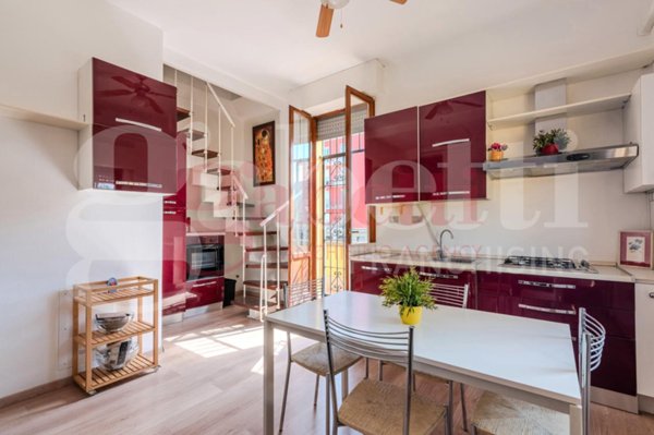 appartamento in vendita a Milano in zona Famagosta