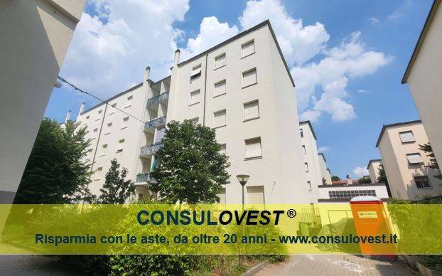 appartamento in vendita a Milano in zona San Siro