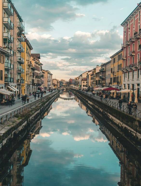 appartamento in vendita a Milano in zona Famagosta