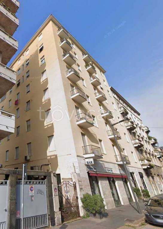 appartamento in vendita a Milano in zona Sempione