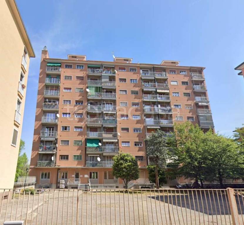 appartamento in vendita a Milano in zona Crescenzago