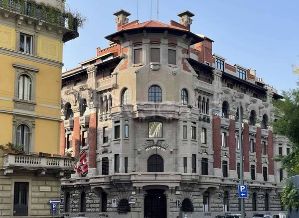 appartamento in vendita a Milano