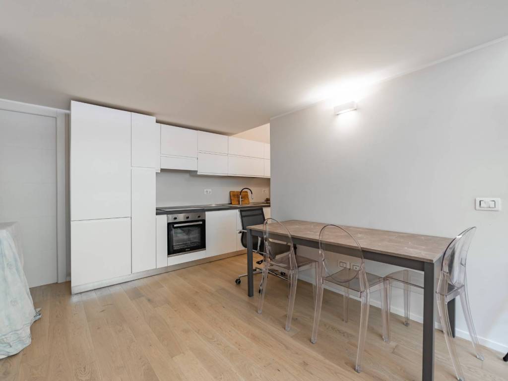 appartamento in vendita a Milano in zona Città Studi