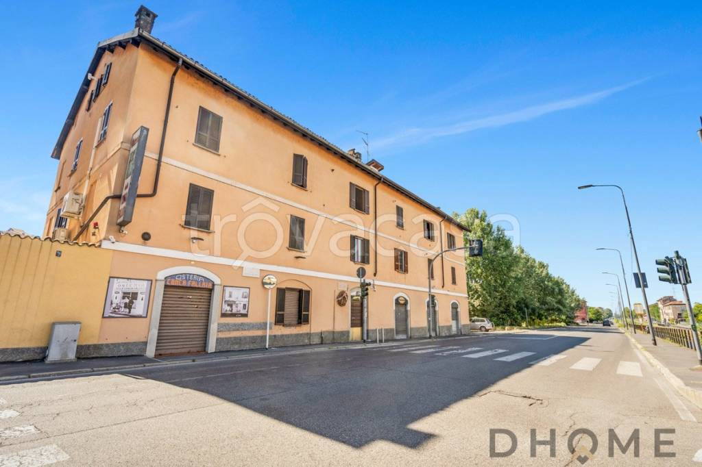 appartamento in vendita a Milano in zona Chiesa Rossa