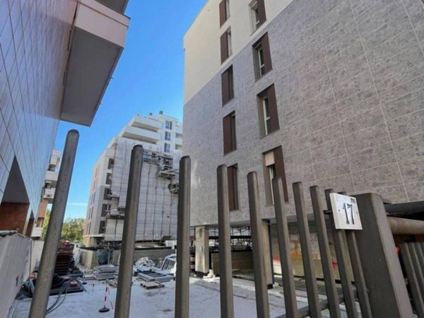 appartamento in vendita a Milano in zona Lambrate