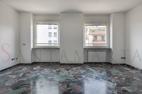 appartamento in vendita a Milano in zona Loreto