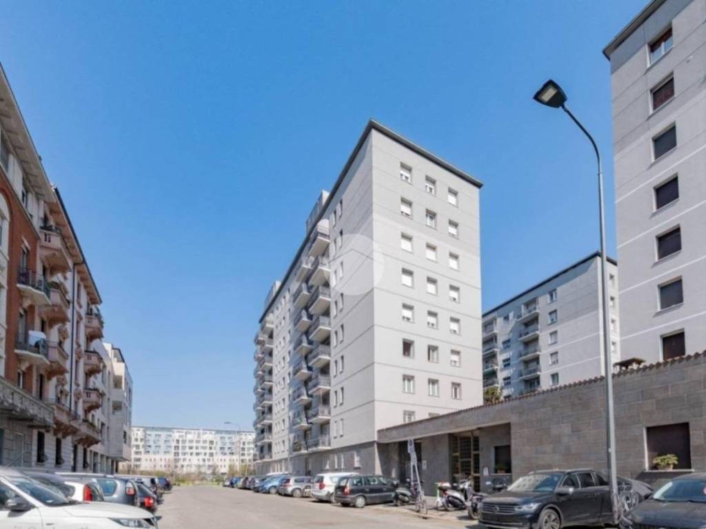 appartamento in vendita a Milano in zona Piazzale Lodi