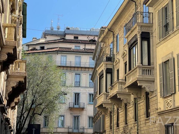 ufficio in vendita a Milano in zona Brera