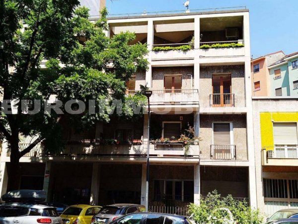 appartamento in vendita a Milano in zona Sempione
