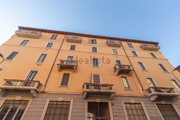 appartamento in vendita a Milano in zona Vigentino