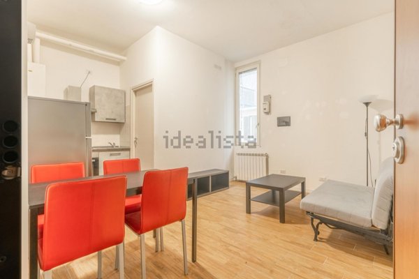 appartamento in vendita a Milano in zona Porta Vittoria